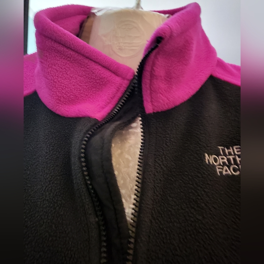 Northface Jacket - Picture 3 of 4